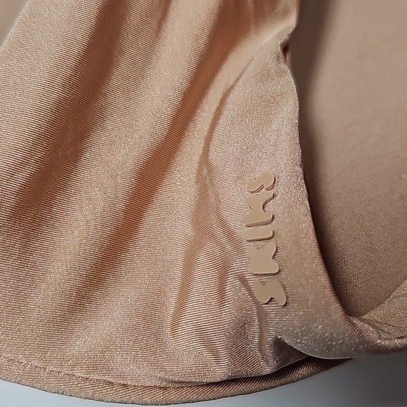 NWOT Skims Wireless Form Push-Up Plunge Bra Lightly Lined Intimates Mica 34D - Picture 7 of 11